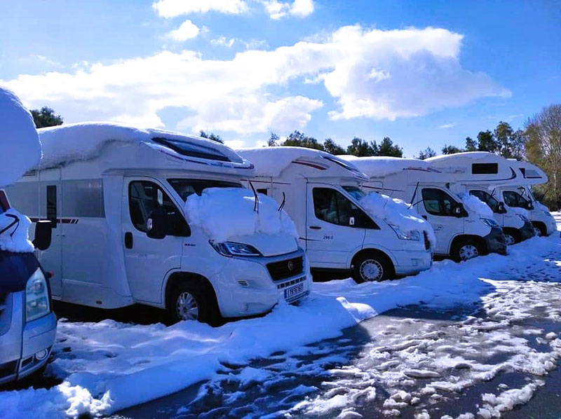 CAMPER CLUB: Φωτογραφίες & Βίντεο
