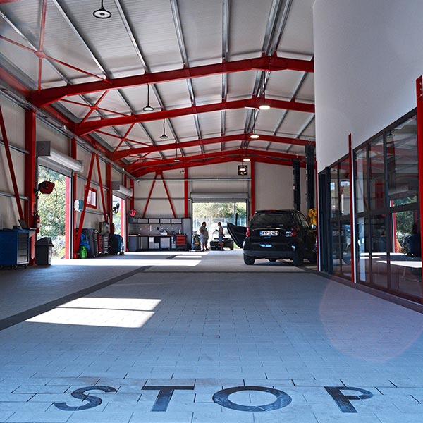 CAR SERVICE PANARETOS - PANARETOS ALEXANDROS & SIA OE: Φωτογραφίες & Βίντεο