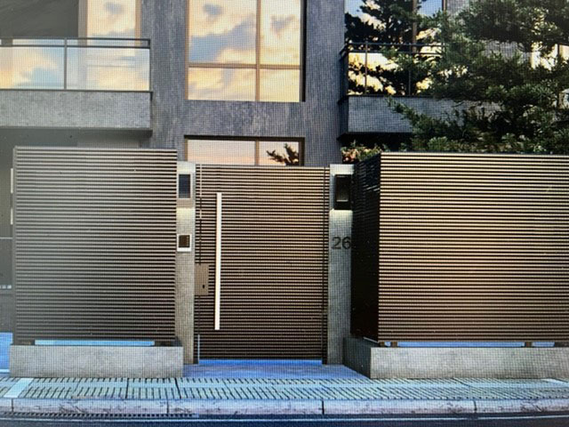 CASA DI METALO: Φωτογραφίες & Βίντεο