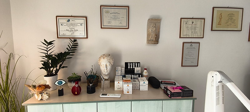 Dr. Sampina Chaikali - Gklats Dermatology clinic
