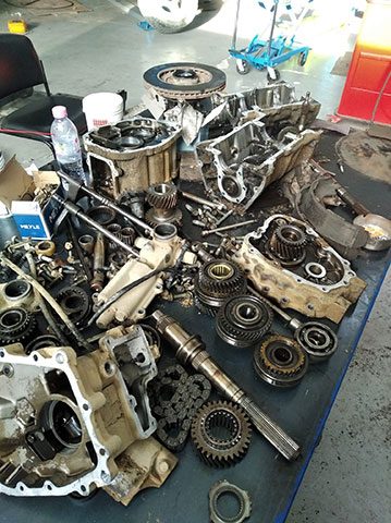 ΧΑΛΙΛΗΣ CAR SERVICE: Φωτογραφίες & Βίντεο