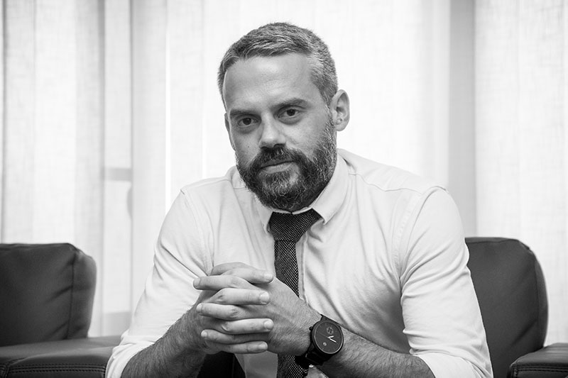 CHARISIS CHRISTOS: Φωτογραφίες & Βίντεο