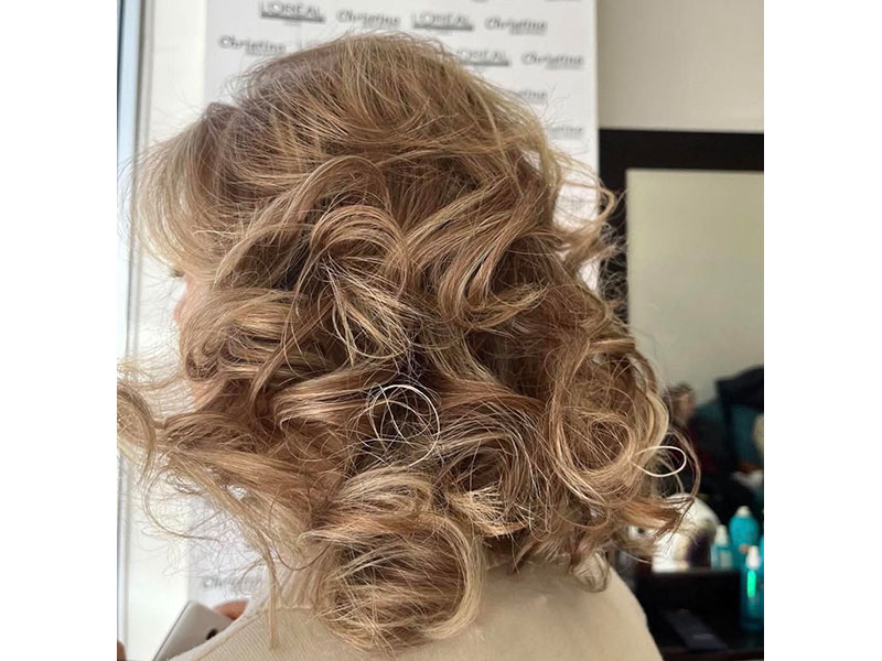 CHRISTINA HAIR STUDIO: Φωτογραφίες & Βίντεο