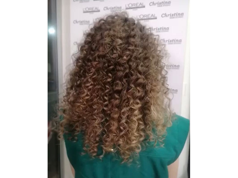 CHRISTINA HAIR STUDIO: Φωτογραφίες & Βίντεο