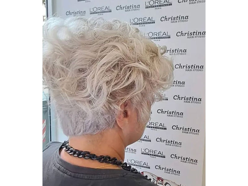 CHRISTINA HAIR STUDIO: Φωτογραφίες & Βίντεο