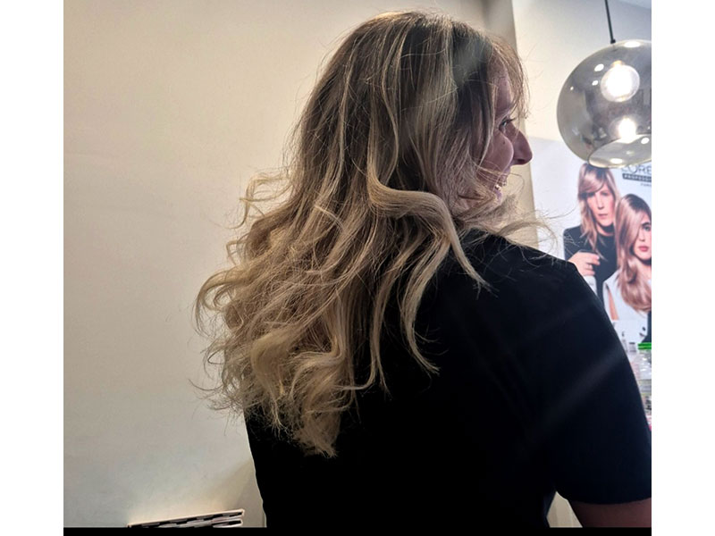 CHRISTINA HAIR STUDIO: Φωτογραφίες & Βίντεο
