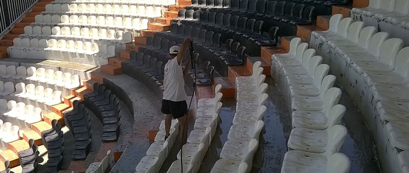 CLEAN HOUSE: Φωτογραφίες & Βίντεο