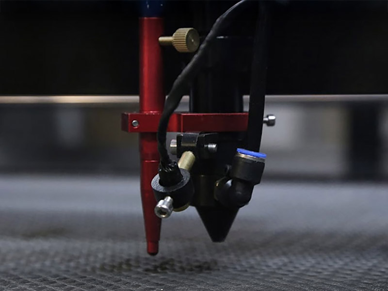 CNC LASER DEALS: Φωτογραφίες & Βίντεο