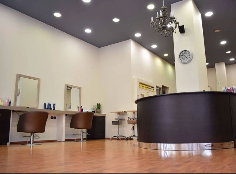 COMI HAIR SALON: Φωτογραφίες & Βίντεο