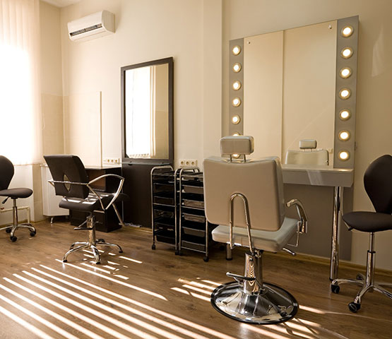 COMI HAIR SALON: Φωτογραφίες & Βίντεο