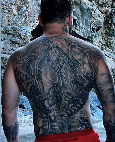 CONER TATOO STUDIO: Φωτογραφίες & Βίντεο