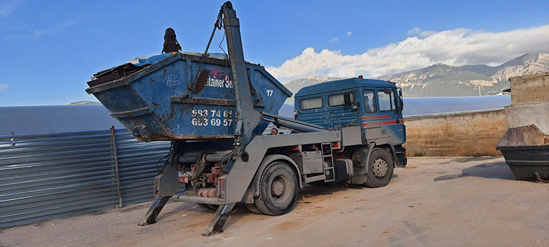 CONTAINER SERVICES - KAROUTSOS KONSTANTINOS: Φωτογραφίες & Βίντεο