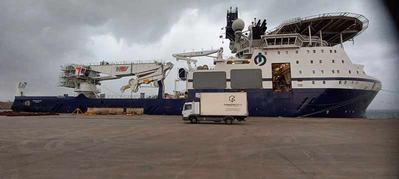 COSMATOS BROS SHIP SUPPLIES & SERVICES: Φωτογραφίες & Βίντεο