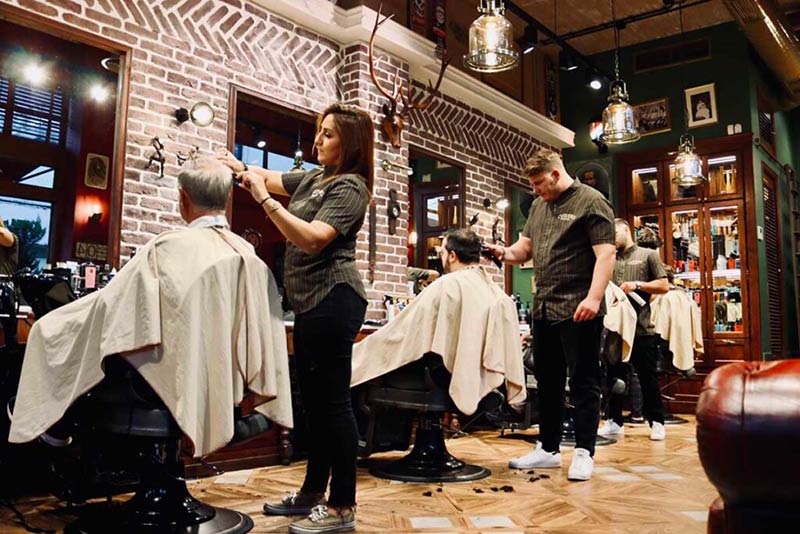 CUTLERS BARBERSHOP: Φωτογραφίες & Βίντεο