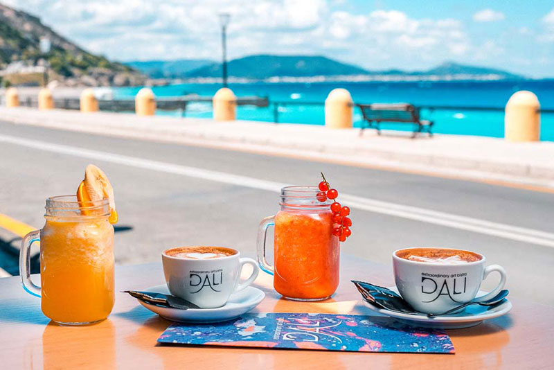 DALI EXTRAORDINARY ART BISTRO: Φωτογραφίες & Βίντεο