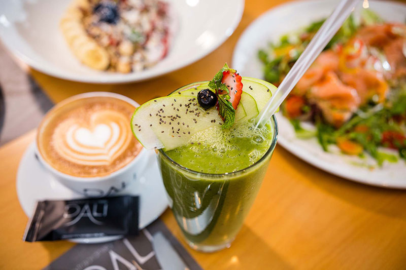 DALI EXTRAORDINARY ART BISTRO: Φωτογραφίες & Βίντεο