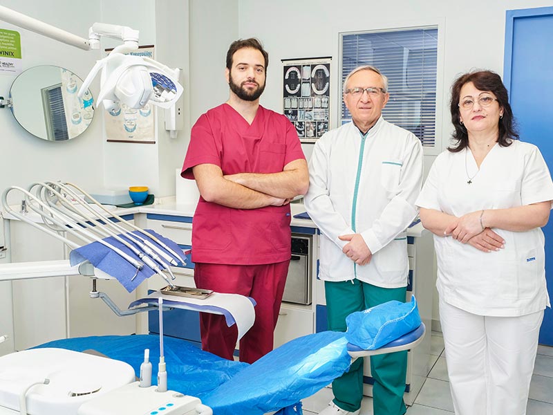 DENTALOLIS.GR - SYGCHRONES ODONTIATRIKES ERGASIES LOLIS EVAGGELOS & LOLIS ANTREAS EE: Φωτογραφίες & Βίντεο