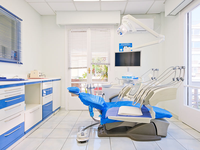 DENTALOLIS.GR - SYGCHRONES ODONTIATRIKES ERGASIES LOLIS EVAGGELOS & LOLIS ANTREAS EE: Φωτογραφίες & Βίντεο
