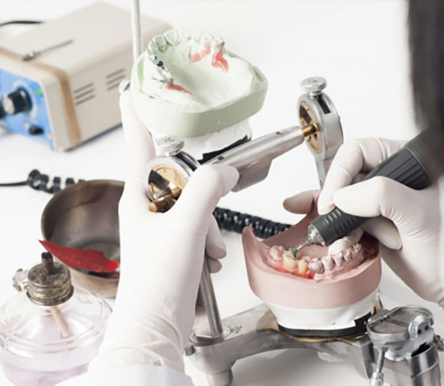 DENTAL 88 - ΠΟΥΛΚΑ - ΝΙΒΟΥΡΛΗΣ - ΚΑΡΑΚΑΣΙΔΗΣ: Φωτογραφίες & Βίντεο