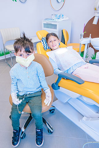 DENTAL HEALTH EE: Φωτογραφίες & Βίντεο