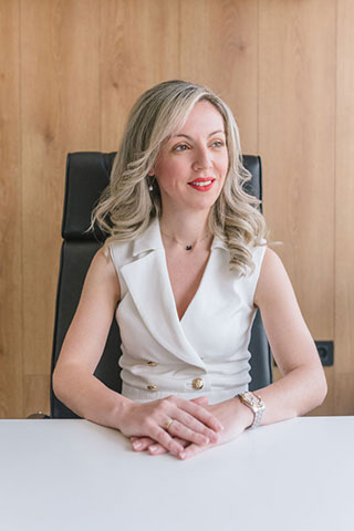 DERMACLINIC - BIMPOU KATERINA: Φωτογραφίες & Βίντεο
