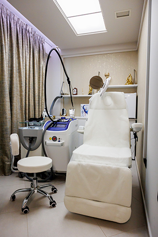 DERMAHEP HEALTH CLINIC - ΣΠΙΡΟΒΑ ΜΑΡΙΝΑ: Φωτογραφίες & Βίντεο