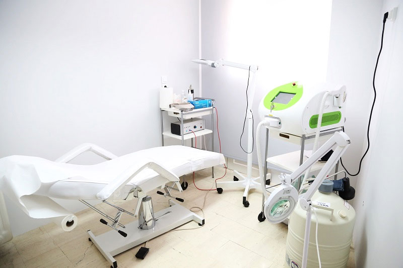 DERMASOLUTIONS - OIKONOMOU N. GEORGIOS: Φωτογραφίες & Βίντεο