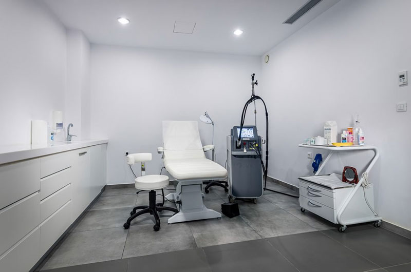 DERMATOLOGY & COSMETICS LAB - ΣΜΑΡΩ ΤΣΑΟΥΣΗ: Φωτογραφίες & Βίντεο
