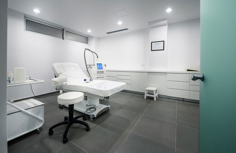 DERMATOLOGY & COSMETICS LAB - ΣΜΑΡΩ ΤΣΑΟΥΣΗ: Φωτογραφίες & Βίντεο
