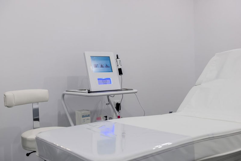 DERMATOLOGY & COSMETICS LAB - ΣΜΑΡΩ ΤΣΑΟΥΣΗ: Φωτογραφίες & Βίντεο