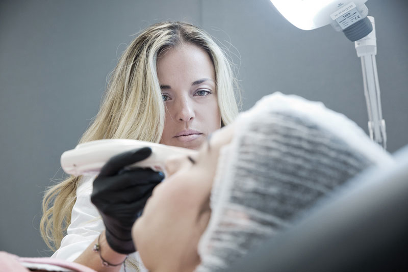 DERMA LOUNGE CLINIC - ΦΕΡΡΑ ΔΗΜΗΤΡΑ: Φωτογραφίες & Βίντεο