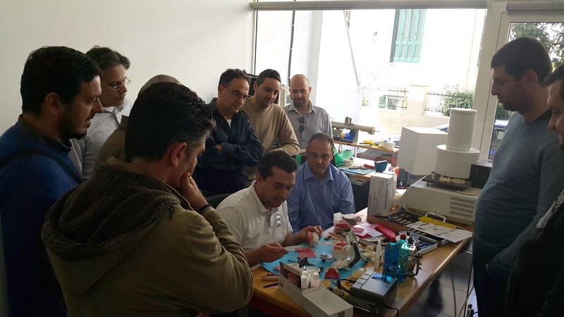 DKT DENTAL LAB - TARAKTSOGLOU AFOI: Φωτογραφίες & Βίντεο