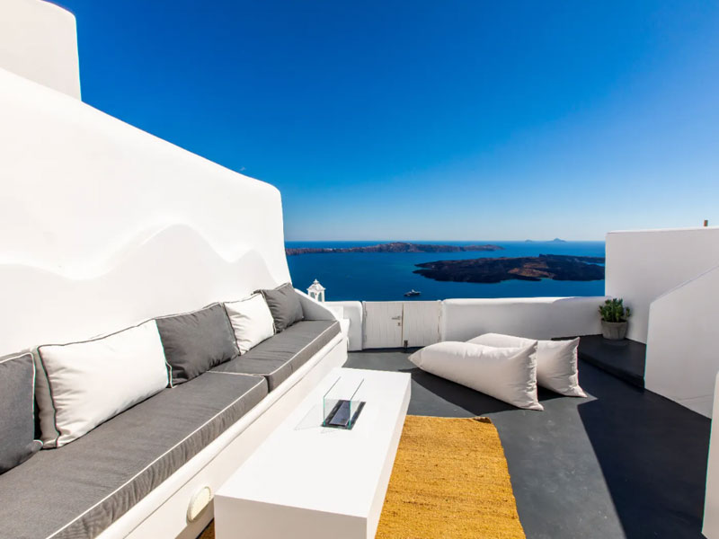 Villa on top of the Caldera, overlooking the volcano and the entire Aegean Sea,Santorini