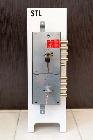 DOORS INGATE: Φωτογραφίες & Βίντεο