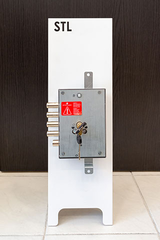 DOORS INGATE: Φωτογραφίες & Βίντεο