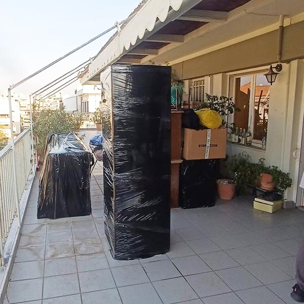 EASYMOVE: Φωτογραφίες & Βίντεο