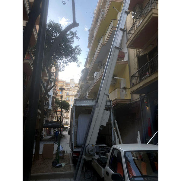 EASYMOVE: Φωτογραφίες & Βίντεο