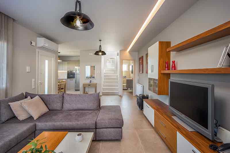 EASY HOME: Φωτογραφίες & Βίντεο
