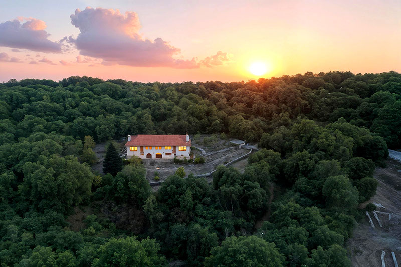 ELEVATE ESTATES: Φωτογραφίες & Βίντεο