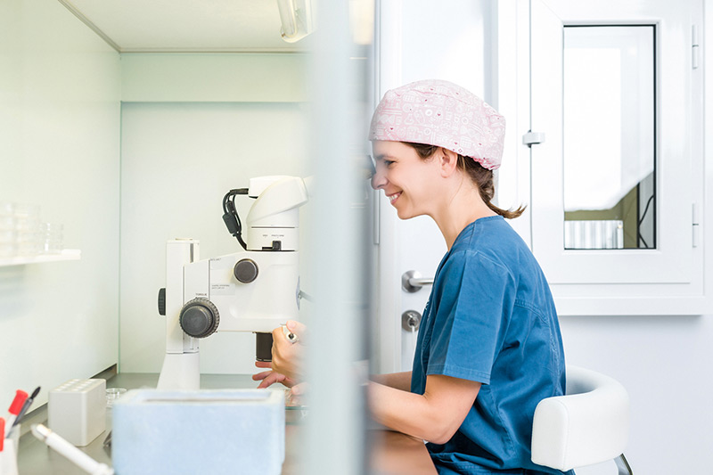 EMBRYOCLINIC - TSAKOS ILIAS Dr: Φωτογραφίες & Βίντεο