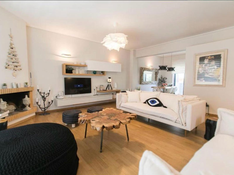E-MESITIS REAL ESTATE: Φωτογραφίες & Βίντεο