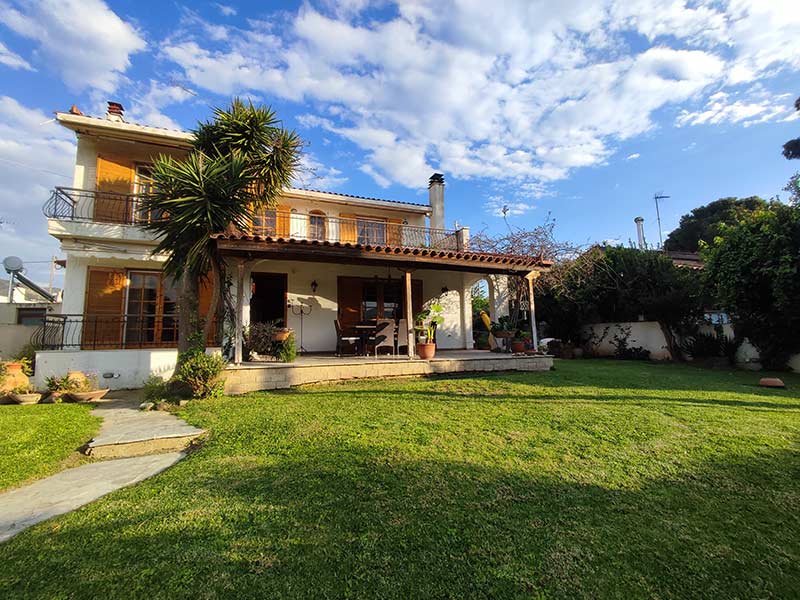 E-MESITIS REAL ESTATE: Φωτογραφίες & Βίντεο