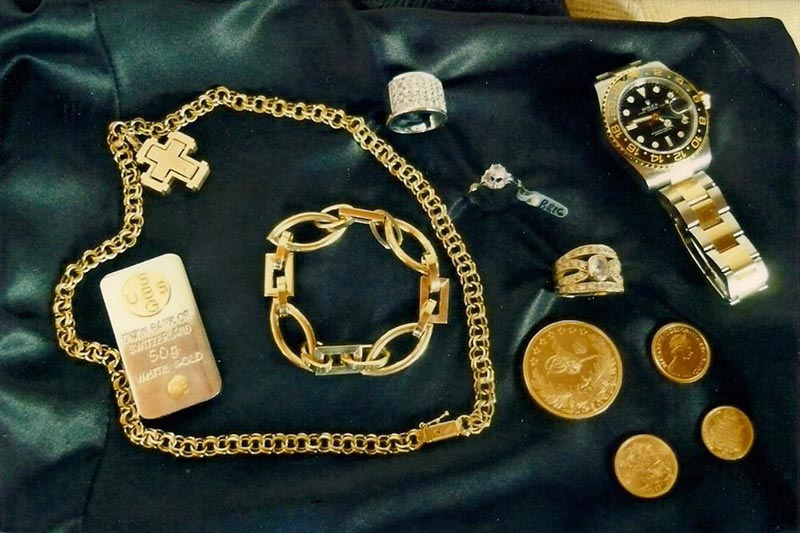 ΕΝΕΧΥΡΟΔΑΝΕΙΣΤΗΡΙΟ - ΑΜΕΣΑ ΜΕΤΡΗΤΑ: Φωτογραφίες & Βίντεο