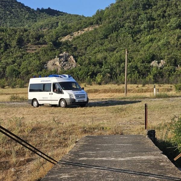 EPIRUS AMBULANCE: Φωτογραφίες & Βίντεο