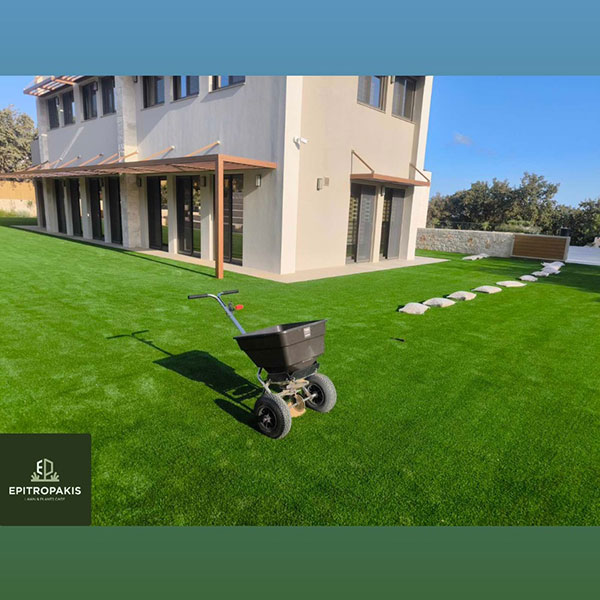 EPITROPAKIS LAWN & PLANTS CARE: Φωτογραφίες & Βίντεο