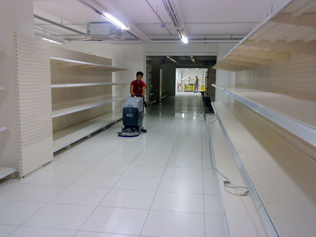 EXTREME CLEAN: Φωτογραφίες & Βίντεο