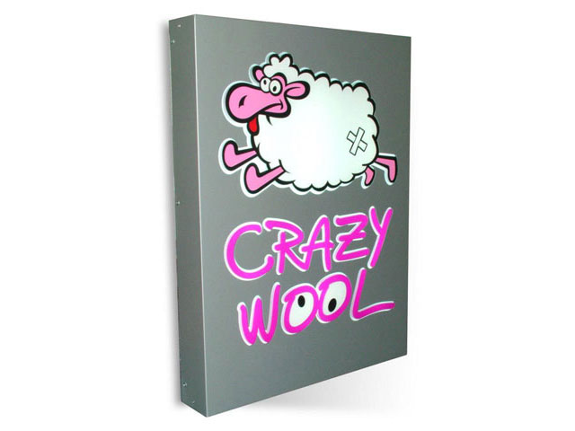 Φωτιζόμενη επιγραφή τοίχου & λογότυπο Crazy Wool