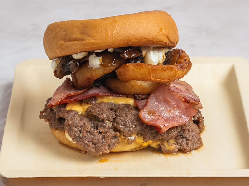 FLAMING BURGER: Φωτογραφίες & Βίντεο