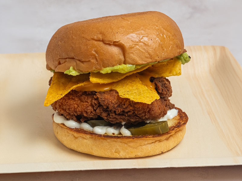 FLAMING BURGER: Φωτογραφίες & Βίντεο