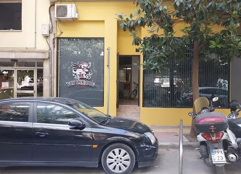 FLY INK DOG TATTOO: Φωτογραφίες & Βίντεο